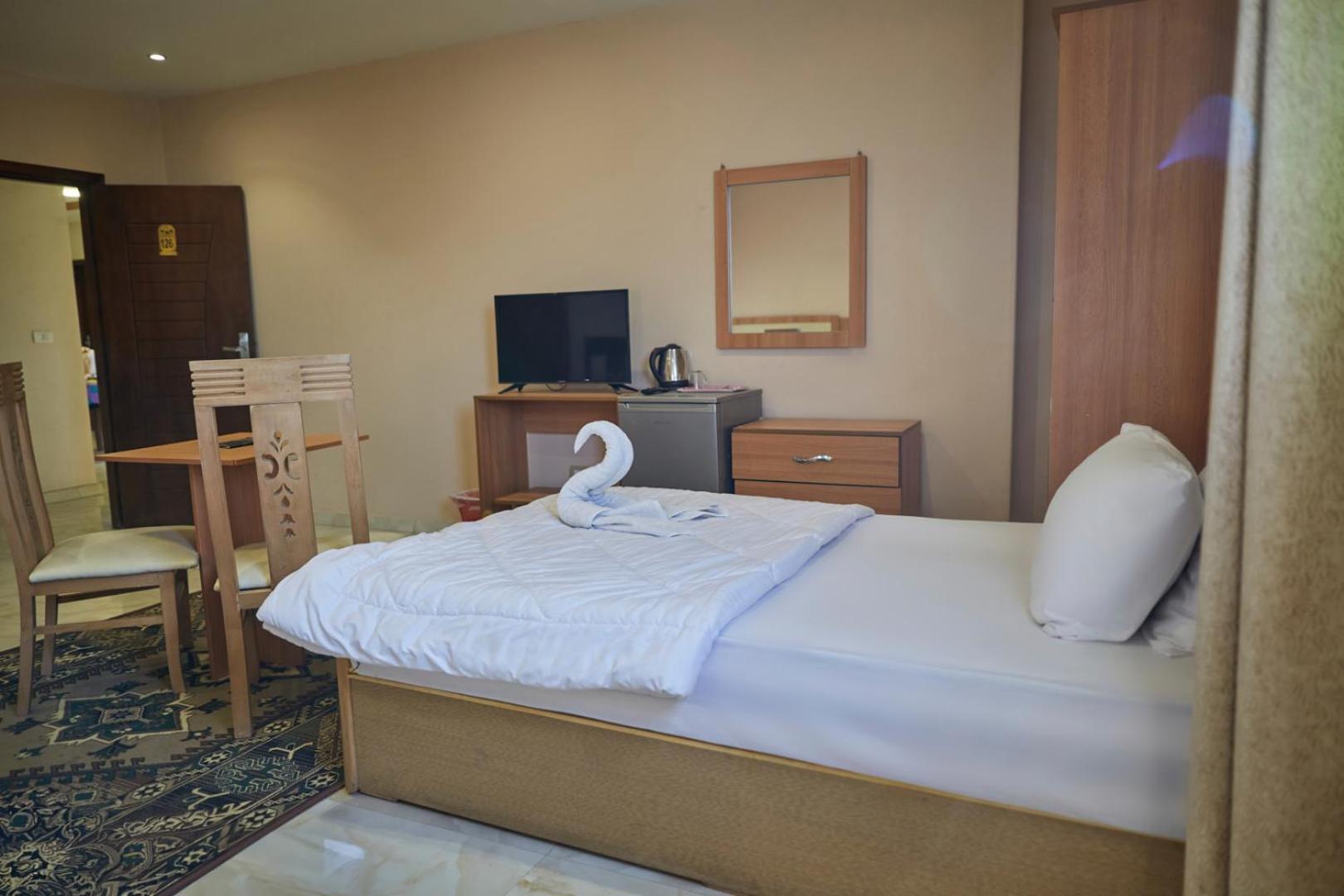 Kafret el-Gabal Grand Golden Pyramids View Hotel מראה חיצוני תמונה