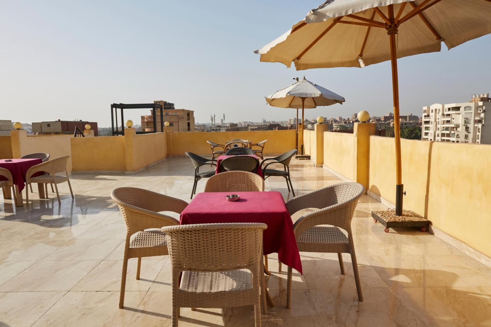 Kafret el-Gabal Grand Golden Pyramids View Hotel מראה חיצוני תמונה