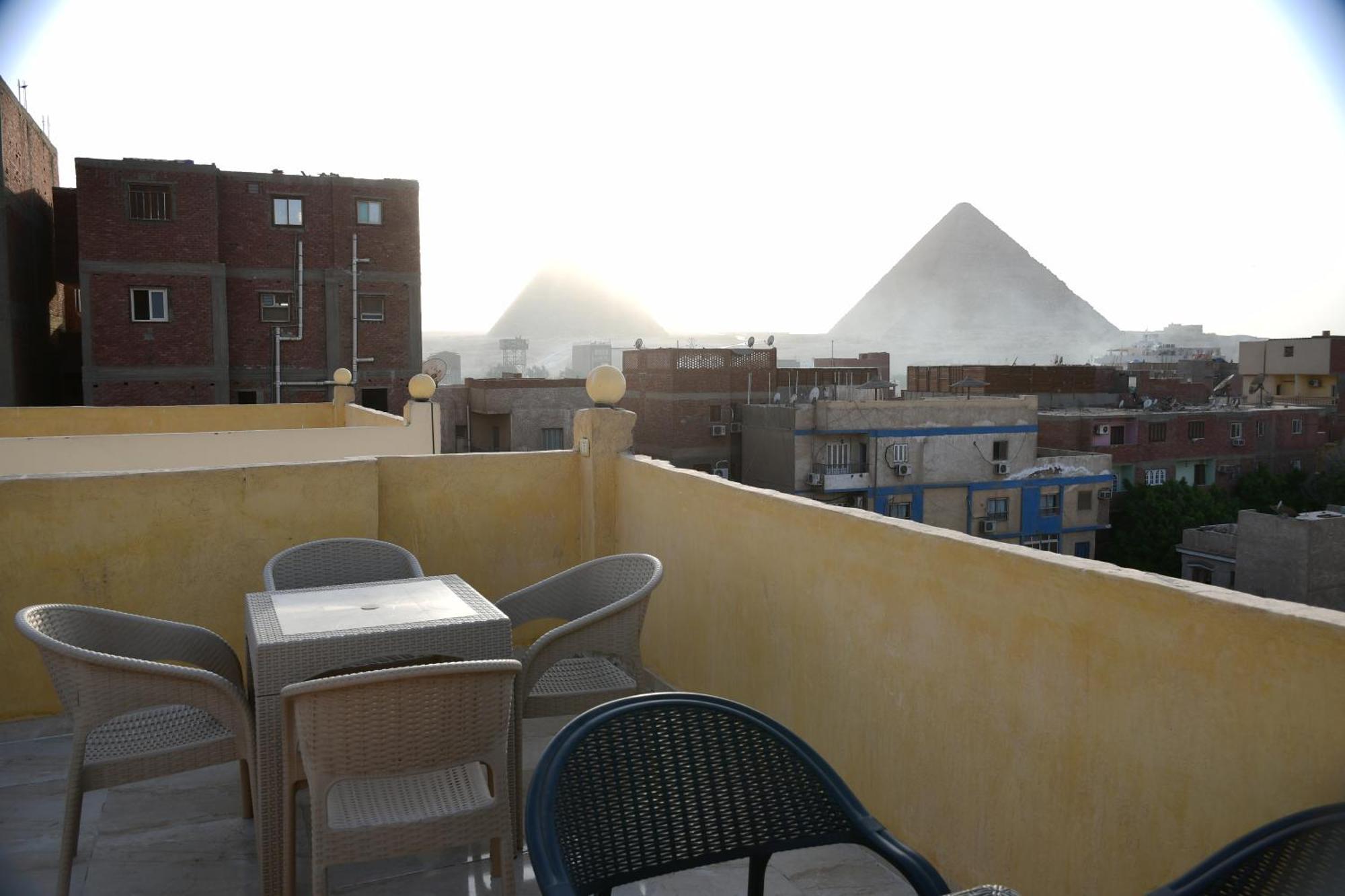 Kafret el-Gabal Grand Golden Pyramids View Hotel מראה חיצוני תמונה