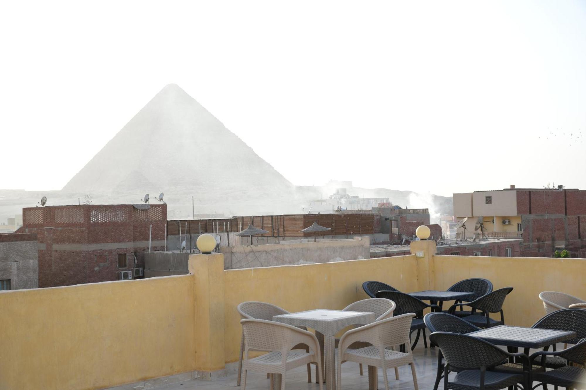 Kafret el-Gabal Grand Golden Pyramids View Hotel מראה חיצוני תמונה