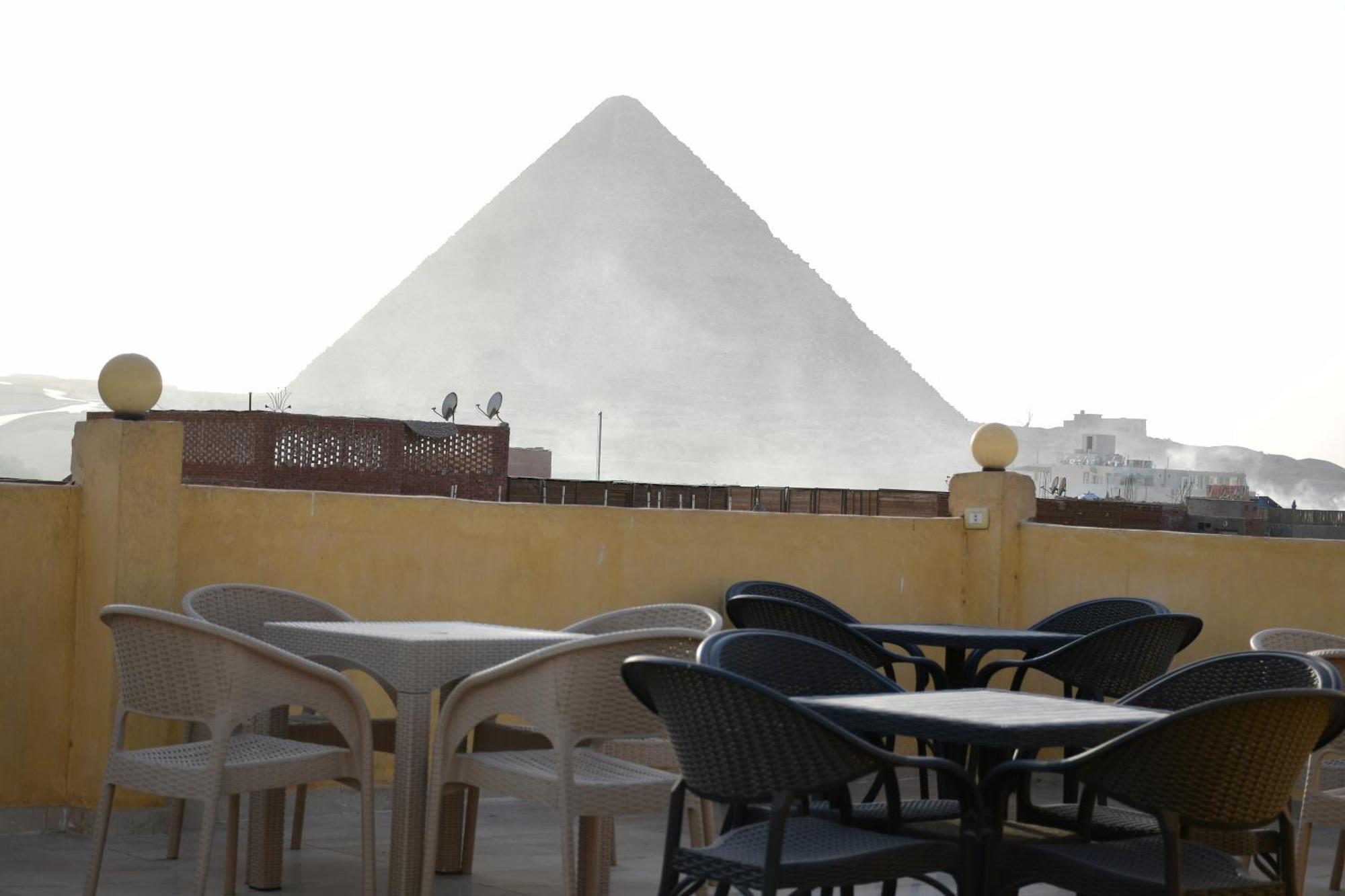 Kafret el-Gabal Grand Golden Pyramids View Hotel מראה חיצוני תמונה