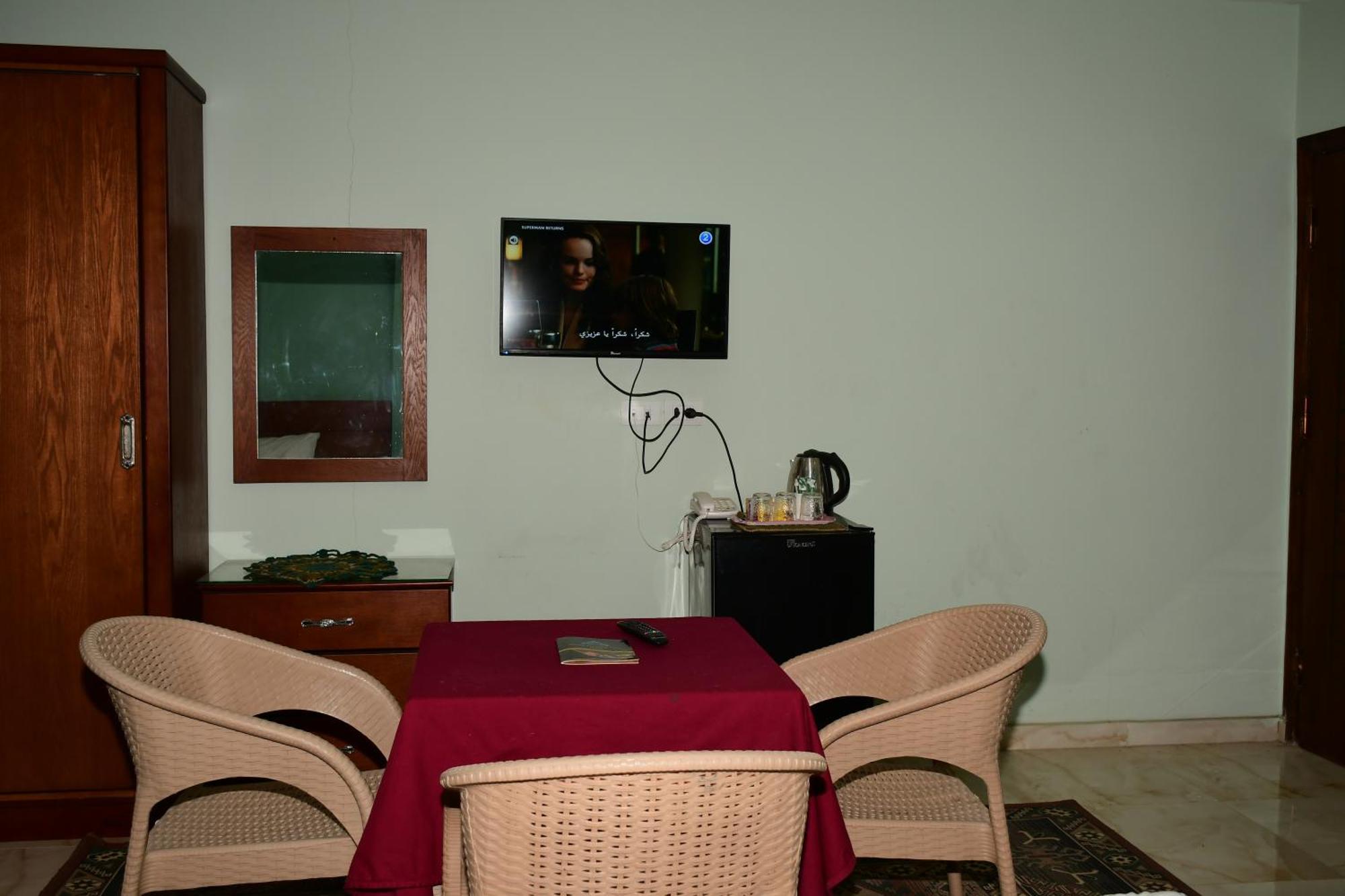 Kafret el-Gabal Grand Golden Pyramids View Hotel מראה חיצוני תמונה