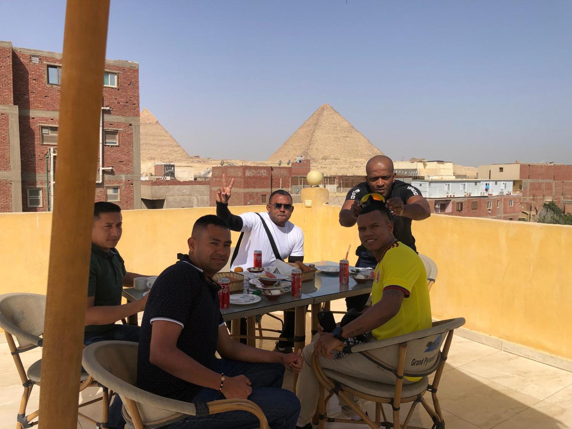 Kafret el-Gabal Grand Golden Pyramids View Hotel מראה חיצוני תמונה