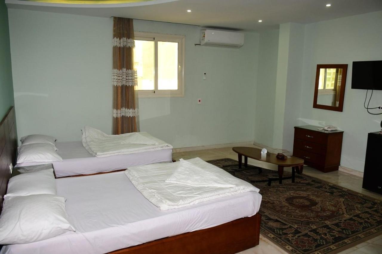 Kafret el-Gabal Grand Golden Pyramids View Hotel מראה חיצוני תמונה
